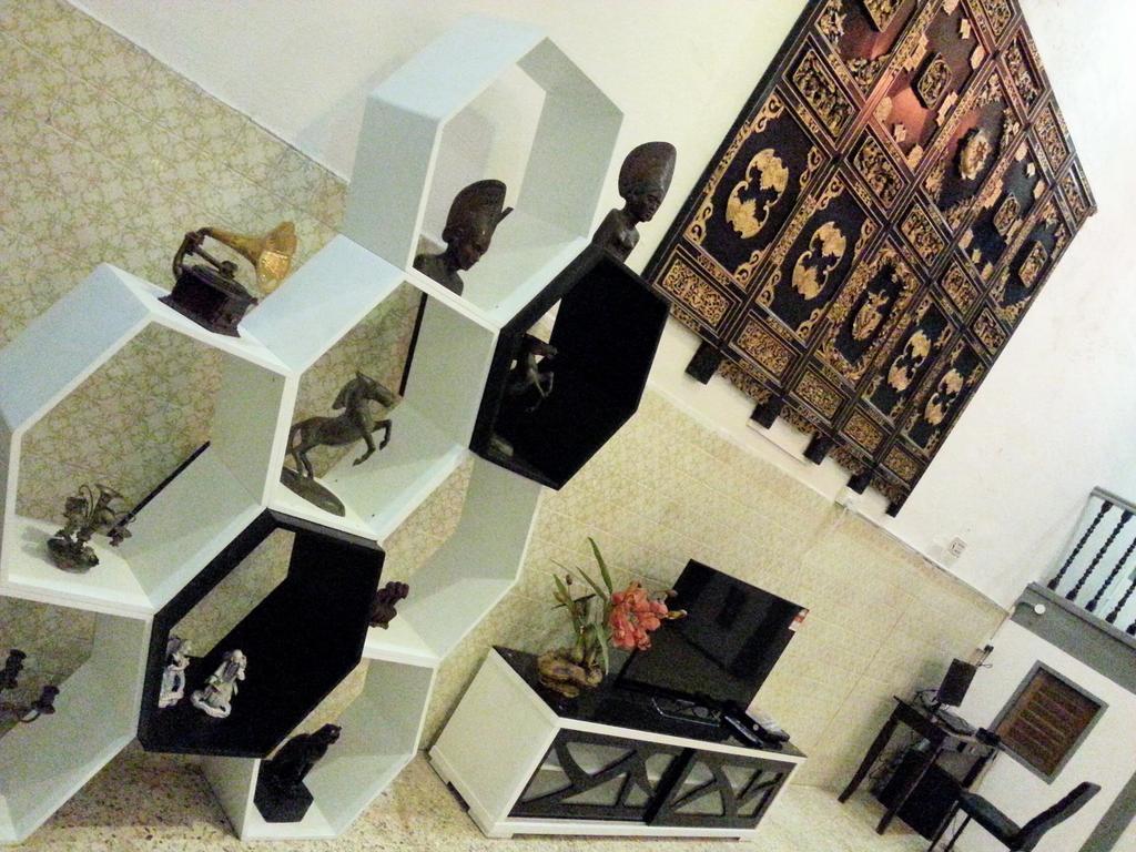 Kimberley House Hotel George Town Bagian luar foto